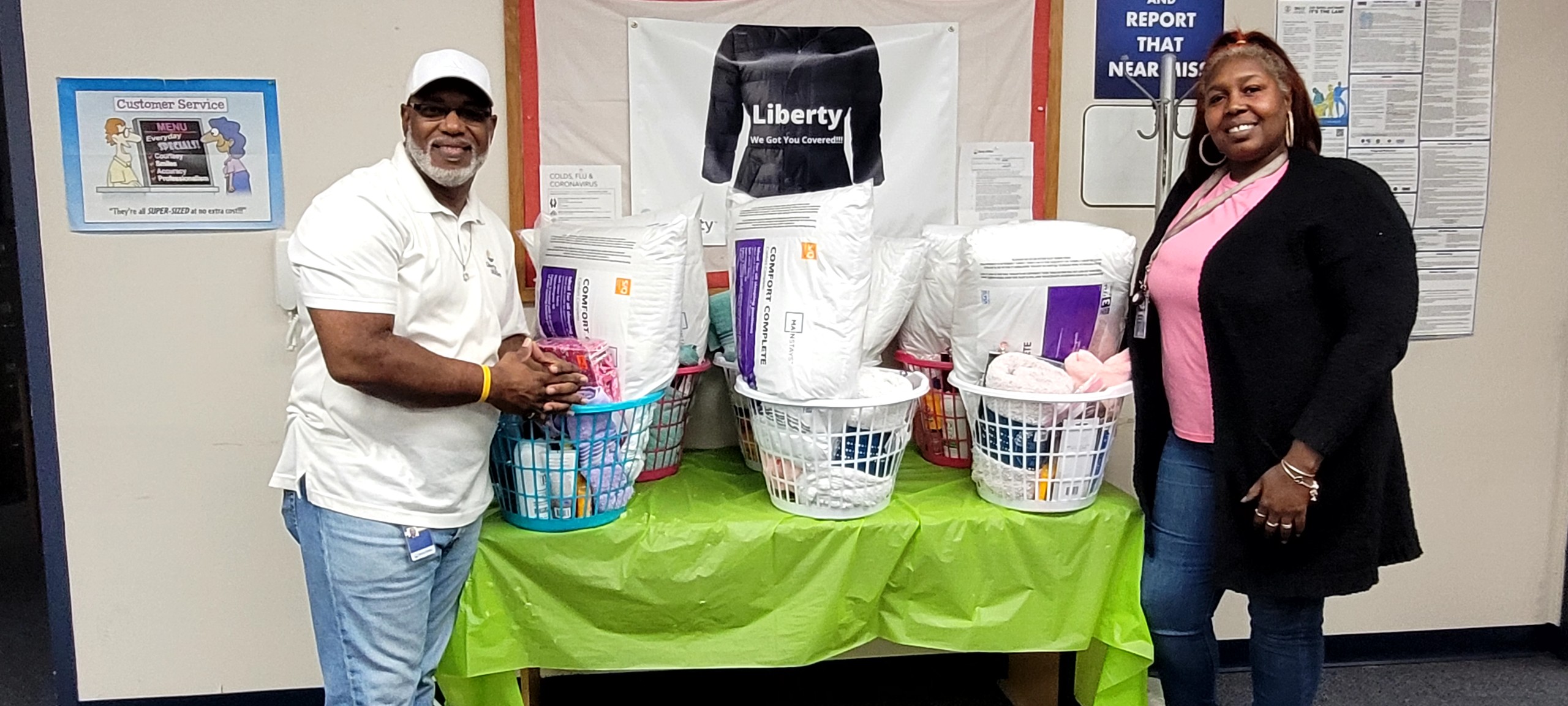 'A group effort': Pine Bluff employees donate to local women's shelter